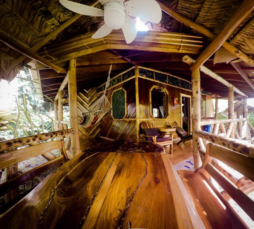Hotel La Costa De Papito Puerto Viejo de Talamanca ภายนอก รูปภาพ